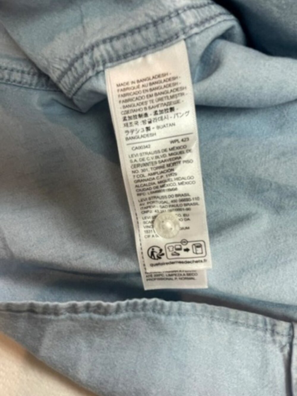 Levi's Men Pocketed Light Wash Denim Western Shirt, Blue, Size L - Picture 7 of 10